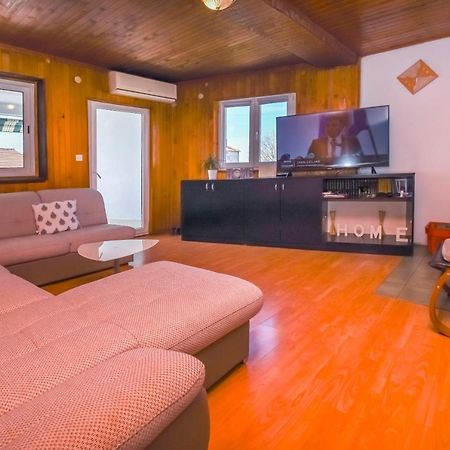 Apartments Ercegovic Рогозница Экстерьер фото
