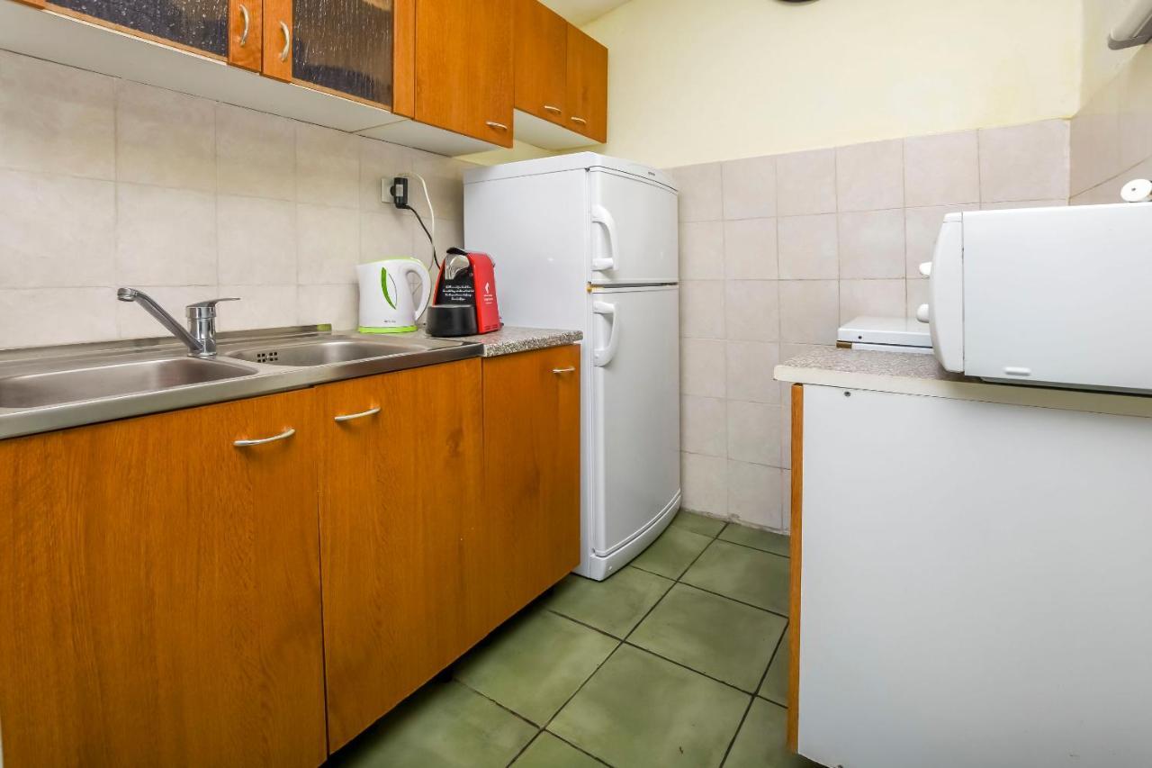 Apartments Ercegovic Рогозница Экстерьер фото