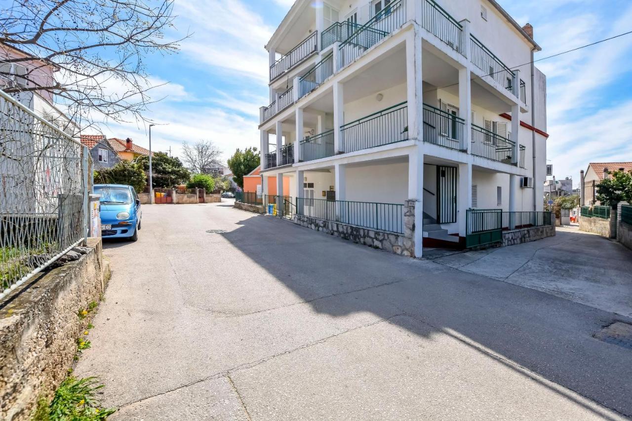 Apartments Ercegovic Рогозница Экстерьер фото